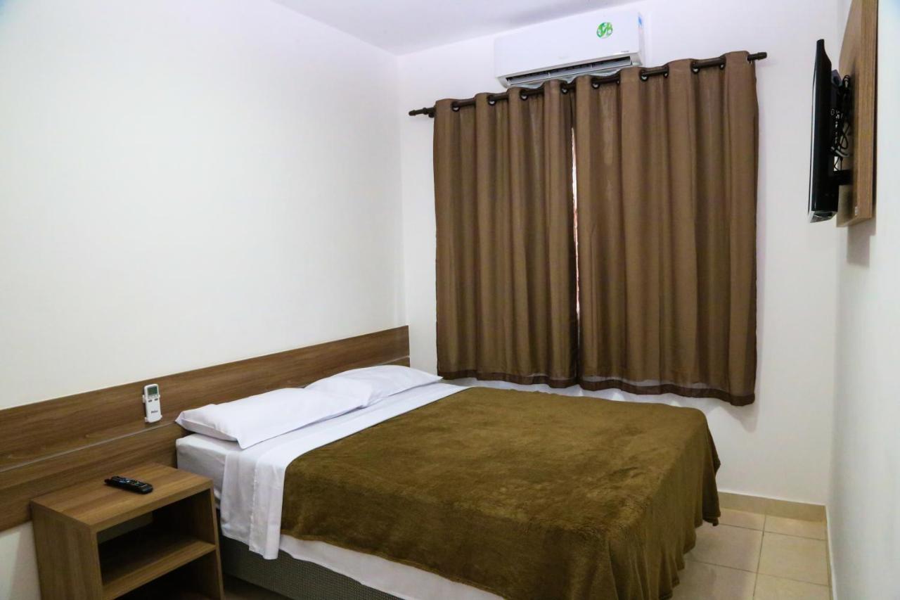 Kaluff Hotel Itaboraí Exteriör bild